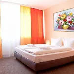 Amadeus Otel 2*