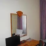 Amadeus Otel 2*