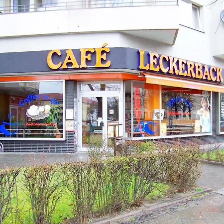 艾玛迪斯中央酒店 酒店